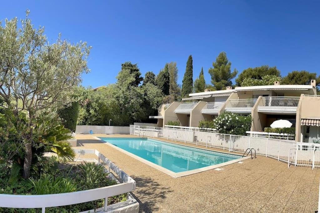 Le Solea - Cassis Centre Residence Le Club Avec Piscine Et Garage Pour 2-4 Personnes 외부 사진
